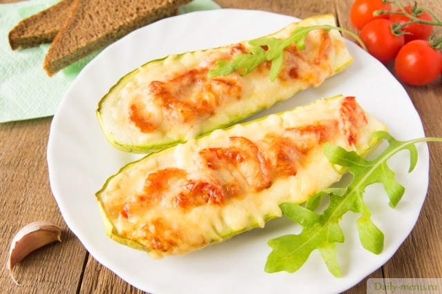 Цуккини с творогом в духовке