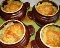 Курица с картошкой в горшочке